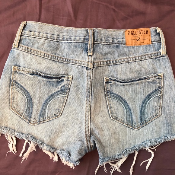 Bundle - 2 Hollister shorts in 00 - Picture 16 of 16